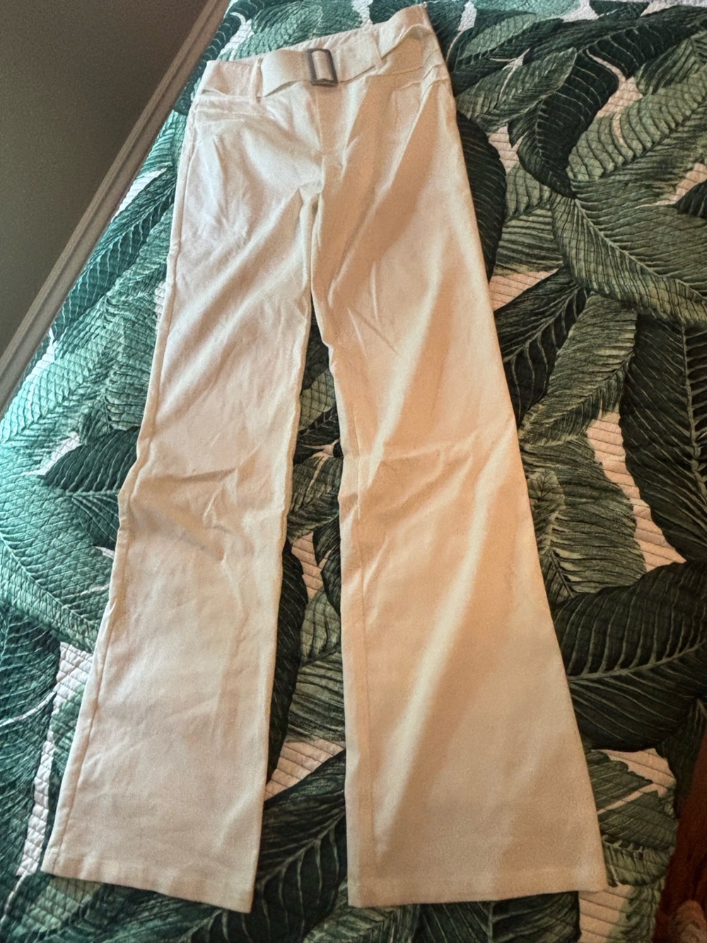 I am Gia Women's white Wide-Leg pants with Belt